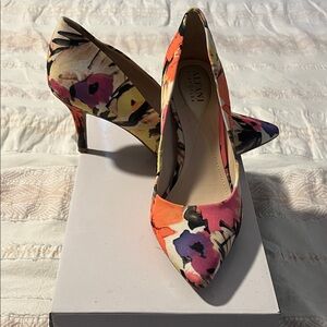 Vince Camuto Women's Floral Heels - Vibrant Multicolor
